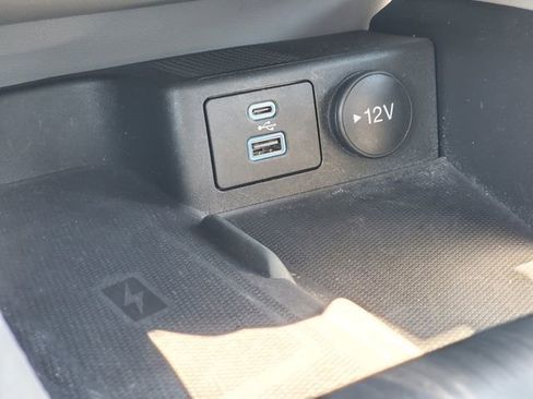 Used 2023 Ford Escape Active w/ Tech Pack #2 AWD/4WD image 22