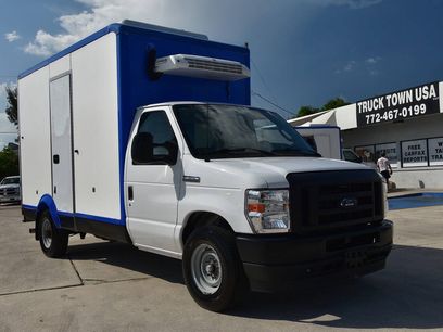 Used 2023 Ford E-350 and Econoline 350 Super Duty w/ Power Windows & Locks Group