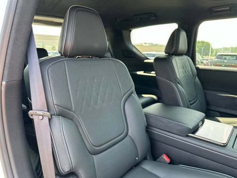 New 2027 INFINITI QX80 Autograph AWD/4WD image 25