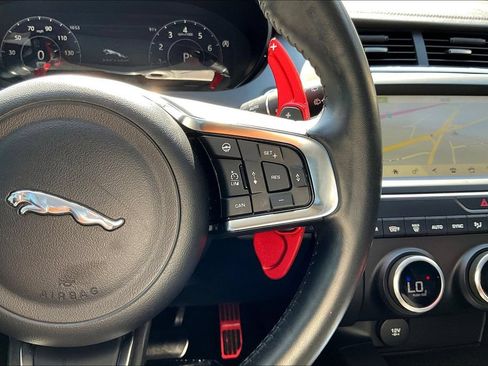 Used 2019 Jaguar E-PACE SE AWD/4WD image 9
