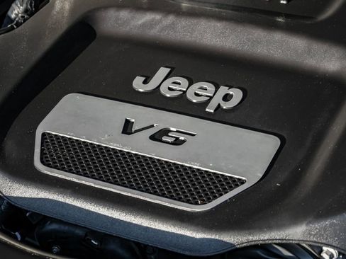 Used 2017 Jeep Wrangler Unlimited Rubicon image 55