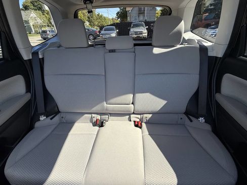Used 2017 Subaru Forester 2.5i Premium image 19