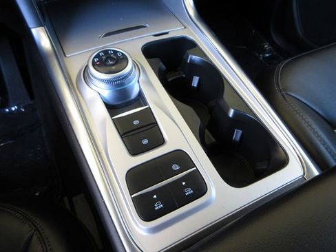 Certified 2023 Ford Explorer XLT w/ Equipment Group 202A image 20