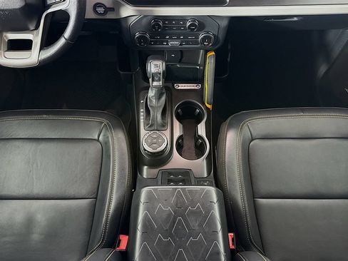 Used 2022 Ford Bronco Badlands AWD/4WD image 16