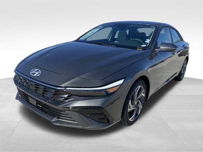 New 2025 Hyundai Elantra Limited