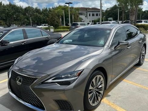 Used 2023 Lexus LS 500 w/ Accessory Package (Z2) RWD image 1