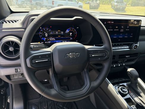 New 2026 Chevrolet Colorado Trail Boss AWD/4WD image 23