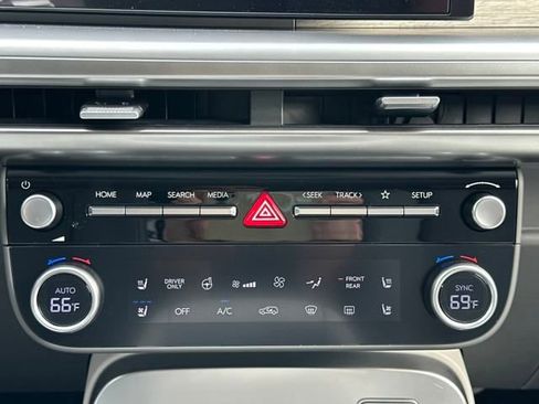 New 2026 Hyundai Ioniq 9 SEL image 24