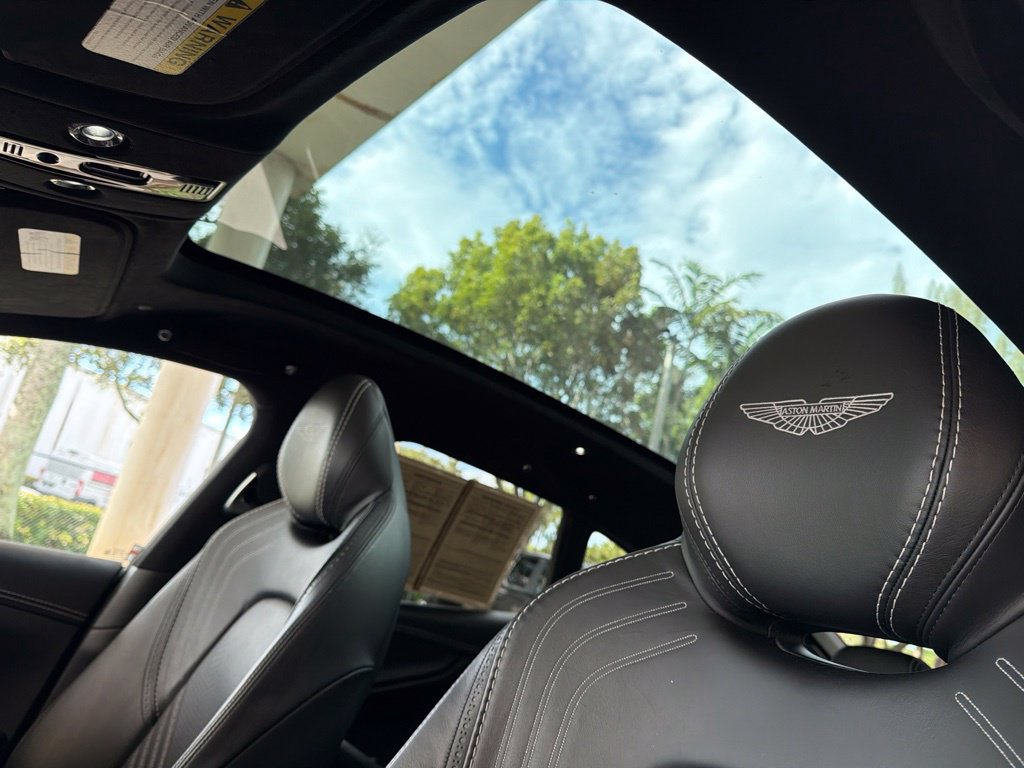 Used 2021 Aston Martin DBX AWD/4WD image 22