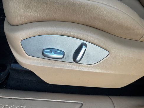 Used 2017 Porsche Macan image 11