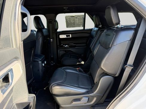 Used 2021 Ford Explorer ST w/ Equipment Group 401A AWD/4WD image 15