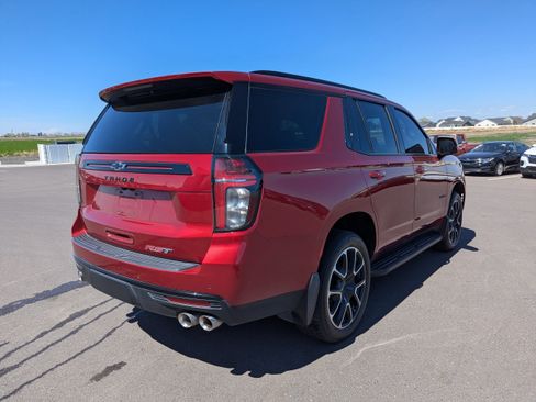 Used 2024 Chevrolet Tahoe RST w/ Sport Performance Package image 5