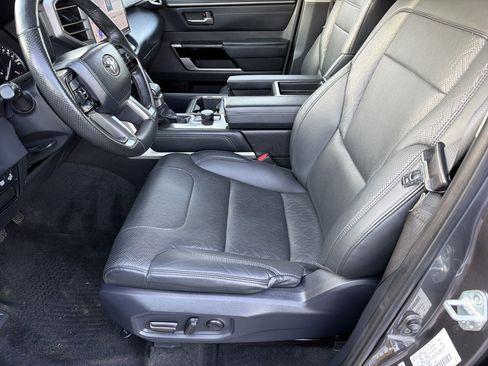 Used 2023 Toyota Tundra Limited w/ Power Package RWD image 7