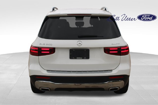 Used 2025 Mercedes-Benz GLB 250 4MATIC image 6