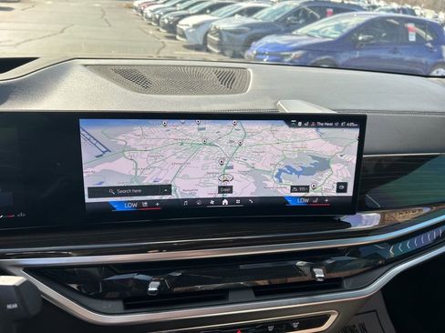 Used 2024 BMW X5 sDrive40i w/ M Sport Package image 14