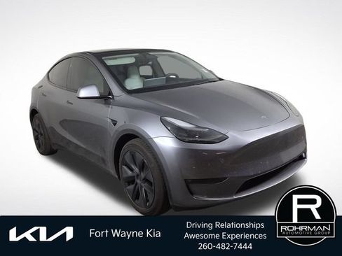 Used 2025 Tesla Model Y Long Range AWD/4WD image 5