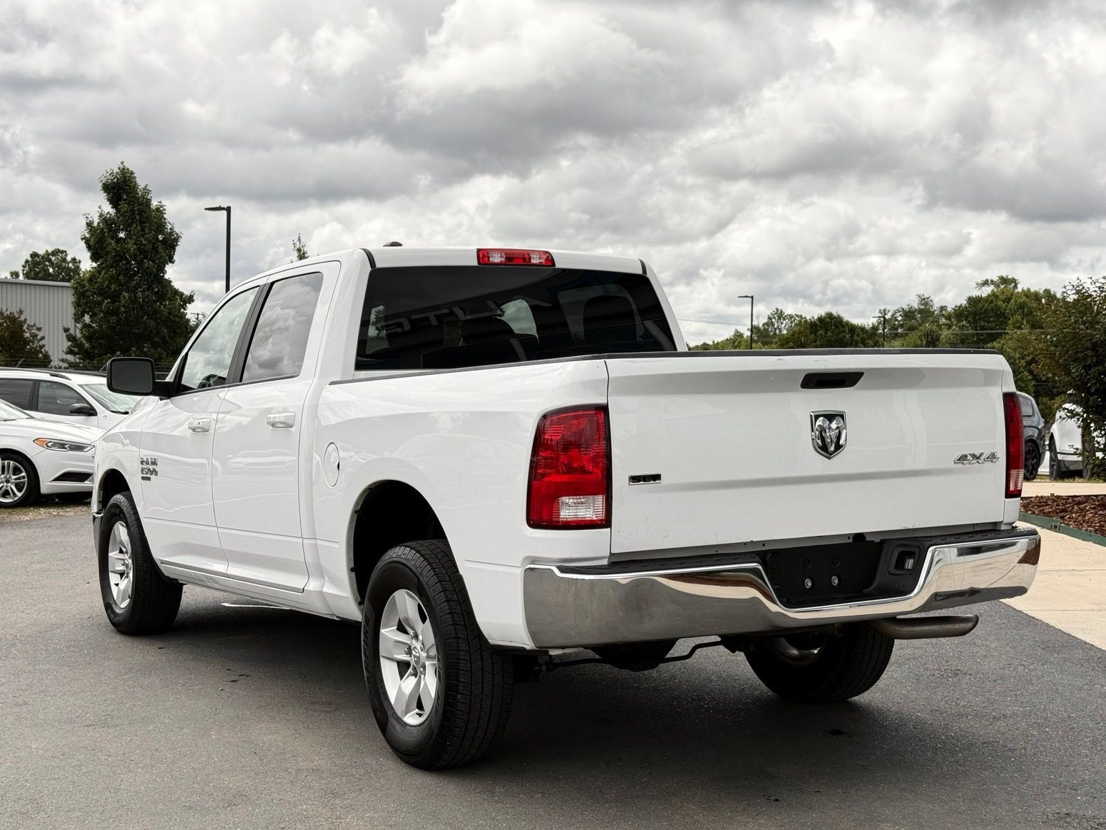 Used 2021 RAM 1500 Classic SLT AWD/4WD image 12