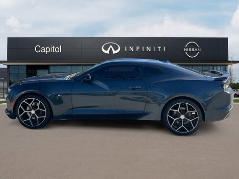 Used 2019 Chevrolet Camaro SS w/ Black Appearance Package image 9