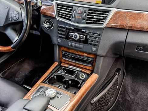 Used 2012 Mercedes-Benz E 350 Sedan image 32