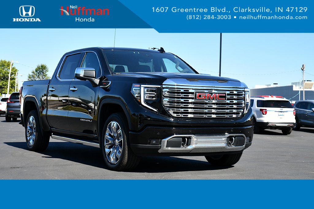 Used 2025 GMC Sierra 1500 Denali w/ Denali Reserve Package AWD/4WD image 1