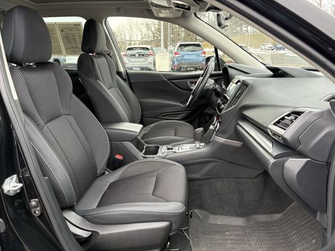 Certified 2023 Subaru Forester Premium image 30