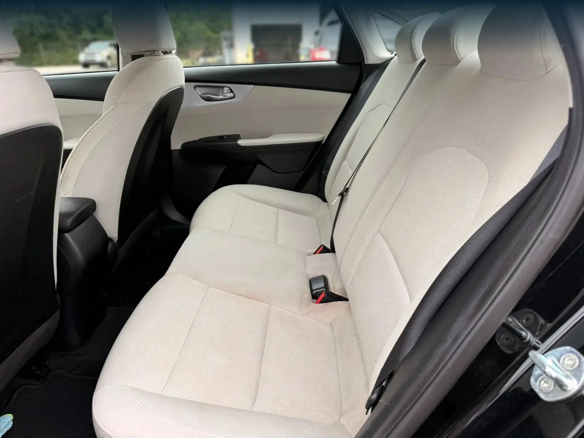Used 2022 Kia Forte LXS w/ LXS Technology Package FWD image 21