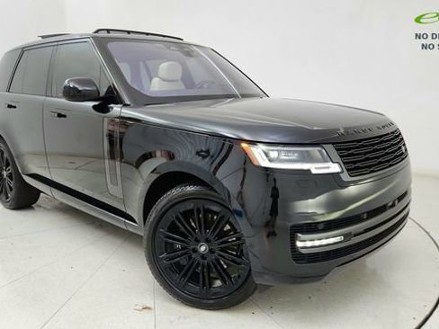 Used 2023 Land Rover Range Rover SE AWD/4WD image 1