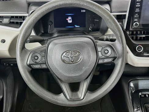 Used 2020 Toyota Corolla LE FWD image 18