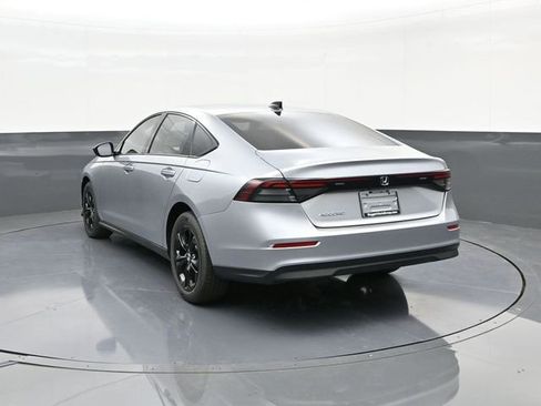 New 2025 Honda Accord SE image 8