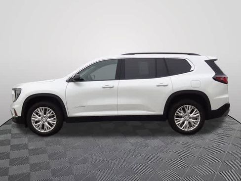 Used 2025 GMC Acadia Elevation w/ Elevation Premium Package FWD image 2