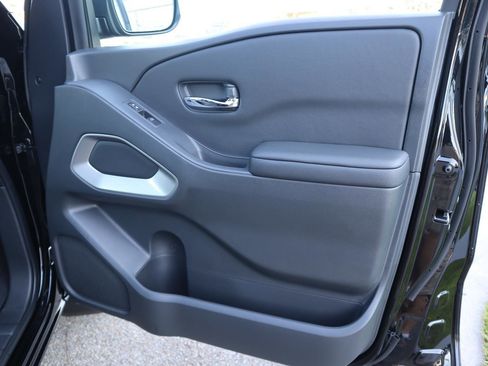 New 2026 Nissan Frontier SV w/ SV Convenience Package image 44