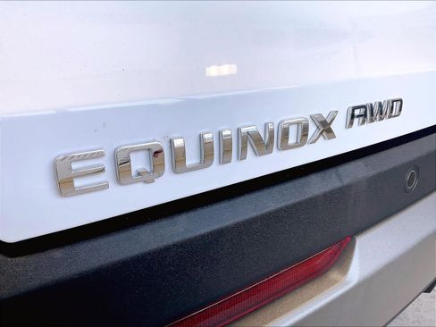 Used 2025 Chevrolet Equinox LT image 28