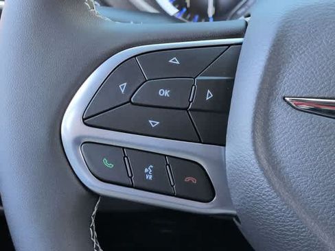 New 2026 Chrysler Pacifica Select FWD image 28