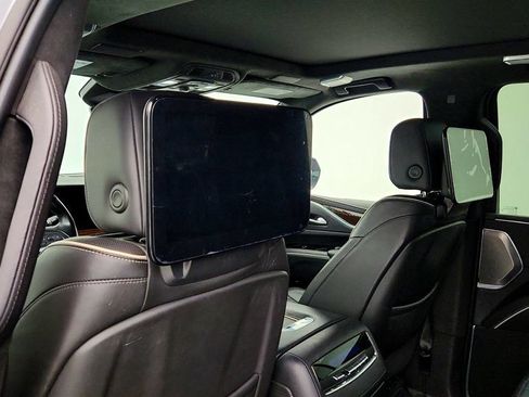 Used 2021 Cadillac Escalade ESV Premium Luxury Platinum w/ Heavy-Duty Trailer Package AWD/4WD image 24