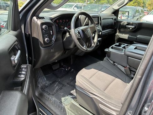 Used 2020 Chevrolet Silverado 1500 Custom Trail Boss AWD/4WD image 8