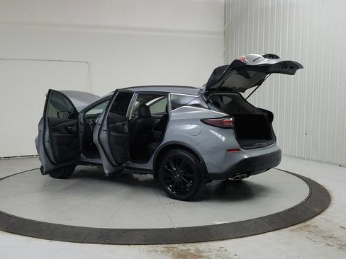 Used 2023 Nissan Murano SV w/ SV Midnight Edition Package FWD image 14