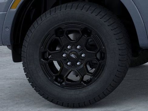 New 2025 Ford Ranger Lariat w/ FX4 Off-Road Package image 19