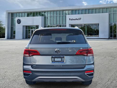 Certified 2022 Volkswagen Taos SE FWD image 5