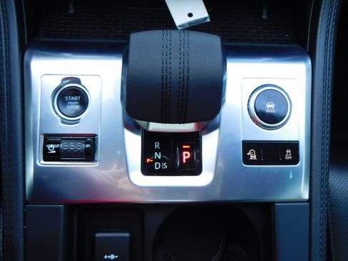 Used 2021 Jaguar F-PACE S image 24