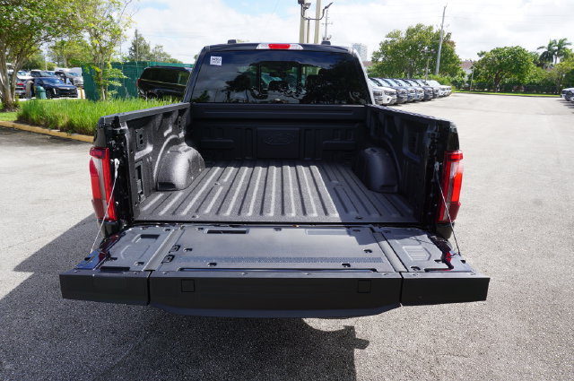 New 2026 Ford F150 King Ranch w/ Equipment Group 601A High AWD/4WD image 18