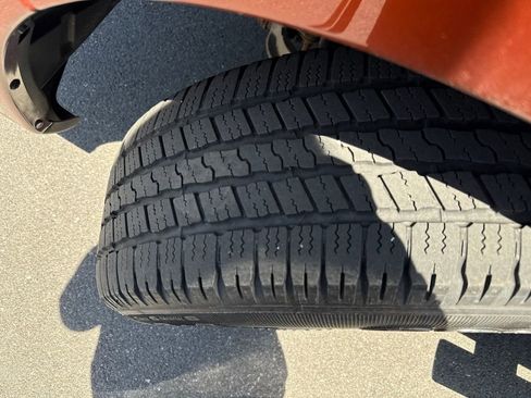 Used 2017 RAM 1500 Sport w/ Copper Sport Package AWD/4WD image 28
