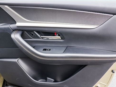 Used 2025 MAZDA CX-70 Plug-In Hybrid w/ Premium Pkg image 57