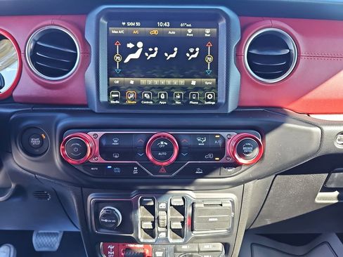 Used 2023 Jeep Wrangler Unlimited Rubicon 4xe image 29