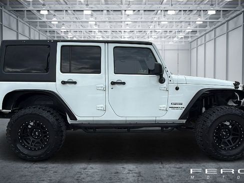 Used 2015 Jeep Wrangler Unlimited Sport w/ Quick Order Package 24S AWD/4WD image 6