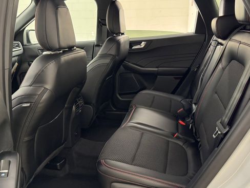 New 2026 Ford Escape ST-Line w/ Tech Pack #1 image 15