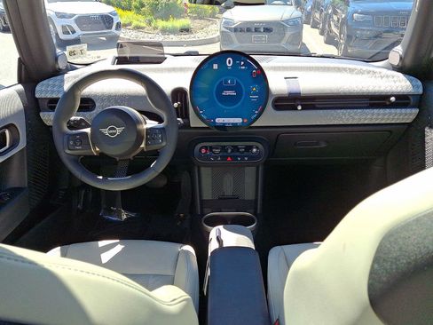 Used 2025 MINI Cooper S FWD image 10