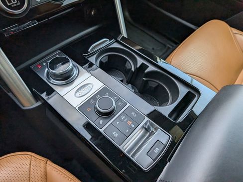 Used 2020 Land Rover Discovery HSE Luxury AWD/4WD image 18