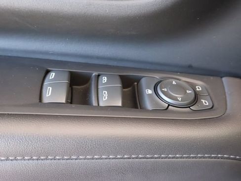 Used 2023 Chevrolet Tahoe LS RWD image 12