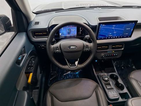 Used 2025 Ford Maverick Tremor image 24