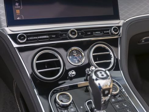 Certified 2024 Bentley Continental GT V8 AWD/4WD image 44